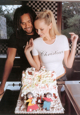 photo 8 in Adriana Sklenarikova-Karembeu gallery [id57531] -0001-11-30 00:00:00